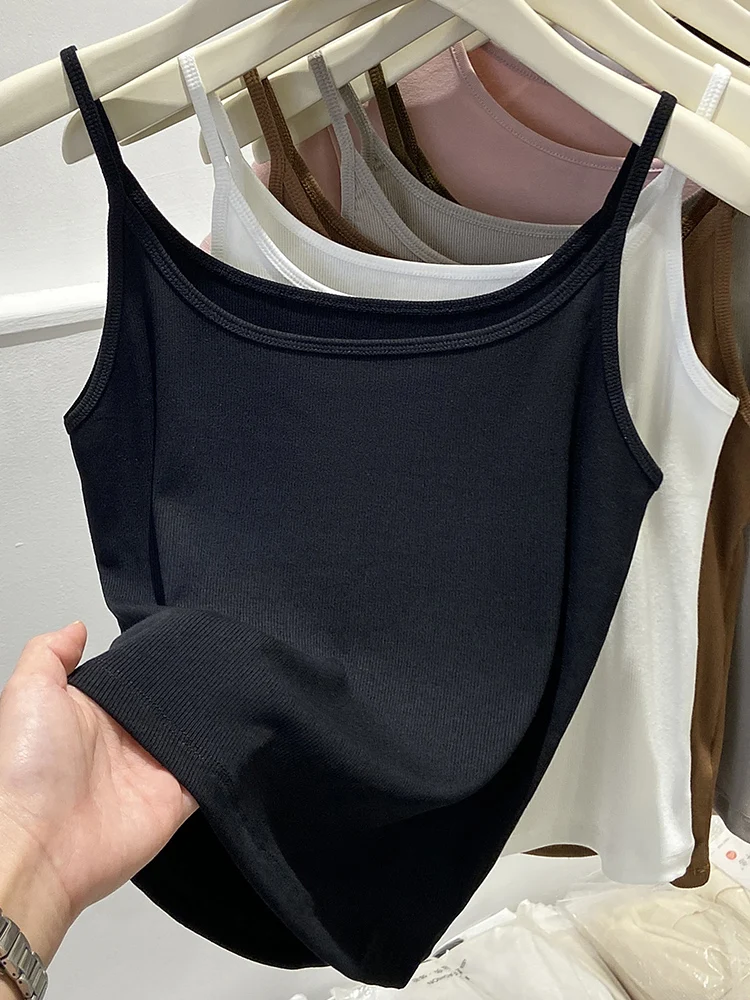 大人可愛い服 40代コーデ｜洗えるアイスシルクタンクトップで実現する自然な可愛さの完全ガイド