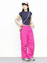 速乾性と抗菌性に優れた女性用トレーニングTシャツ【短袖・透湿・フィットデザイン】