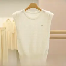 立体リボンデザインのスリムニットベスト【シンプル・フィット感抜群】