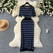 カラーブロックストライプのニットワンピー��ス【レディース・シルエットを美しく見せる・ラウンドネック・半袖・ロングドレス】