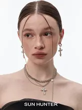 流れるフリンジの花びらデザインクロスネックレス【淡水真珠・貝母・女性用】
