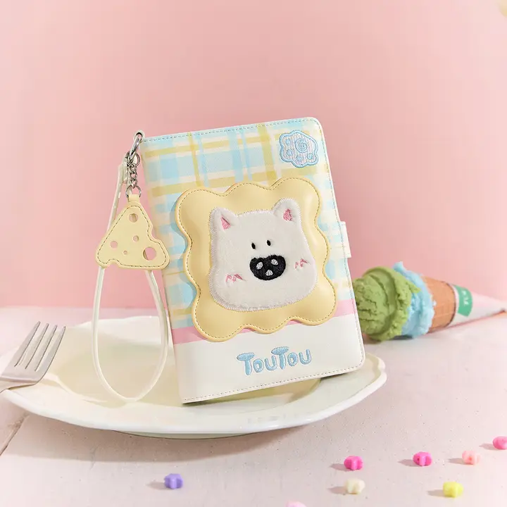 かわいいトイプードルデザインのパスポートケース兼財布【女性用・収納力抜群】
