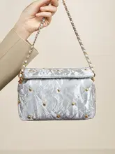 FOXER 枕型ショルダーバッグ【真皮・金属チェーン・高級感】