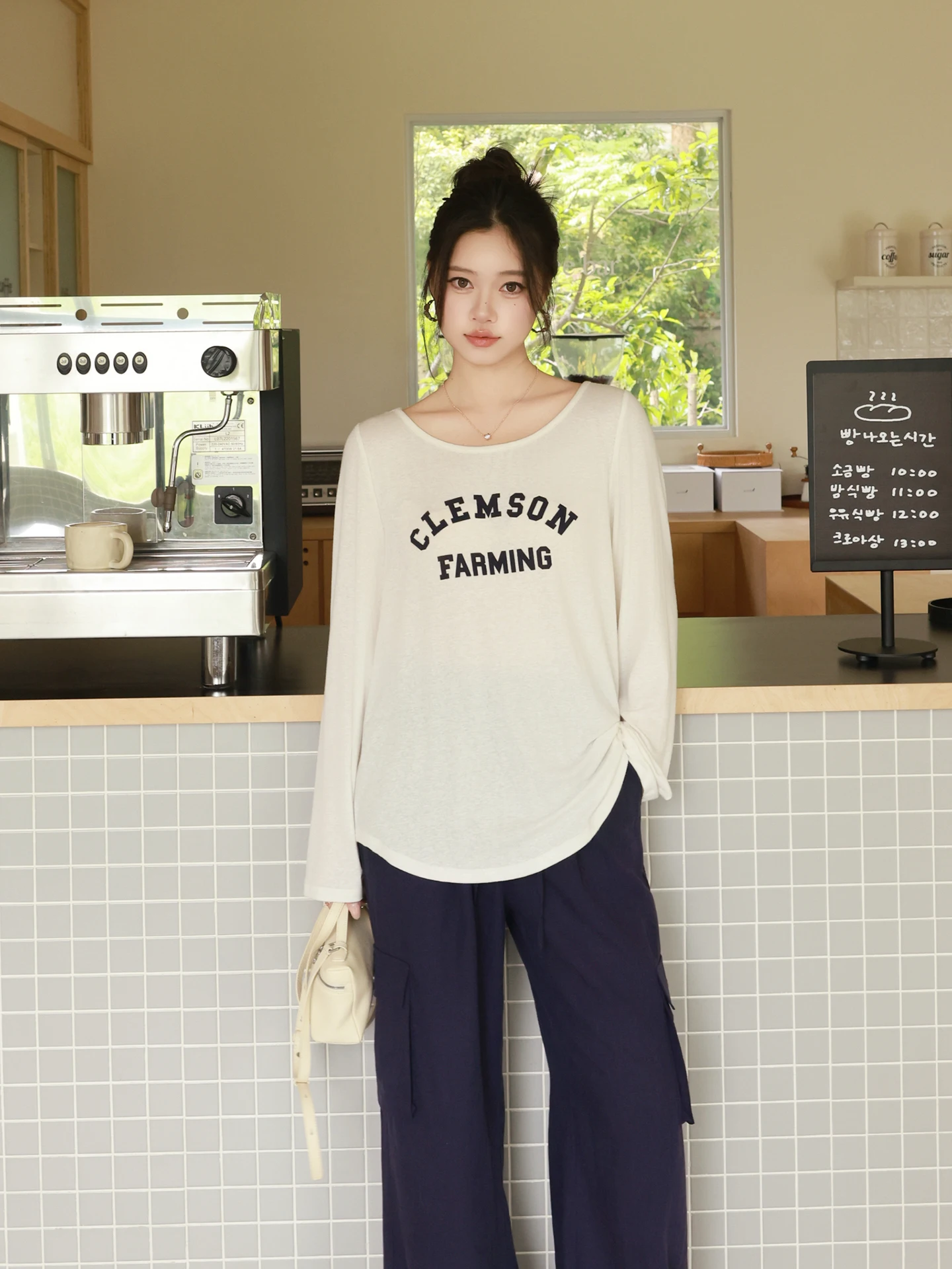 日焼け対策長袖を涼しく着るには？MEのリネンTシャツが解決する夏の悩み