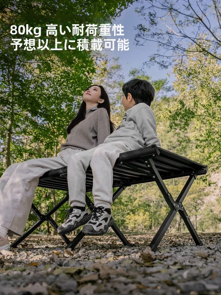 折りたたみ式アウトドアテーブルとチェア：キャンプ・庭での持ち運び便利な一体型セットの実用性
