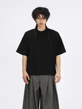 個性的な都市風デザインのプレーンショート丈Tシャツ【オーバーサイズ・短袖・シンプル】