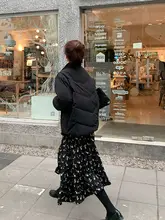 ショートデザインダウンジャケット【女性用・白鹅绒・ファー風パネル】