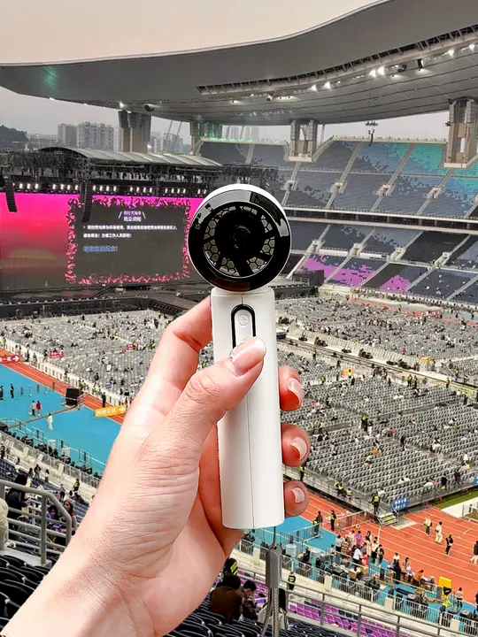 携帯型ミニ静音USB扇風機【ハンディファン・軽量・持ち運び便利】