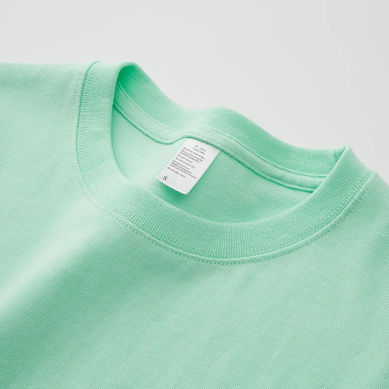 夏の日常に欠かせないショートスリーブTシャツは、どんなものにすべき？
