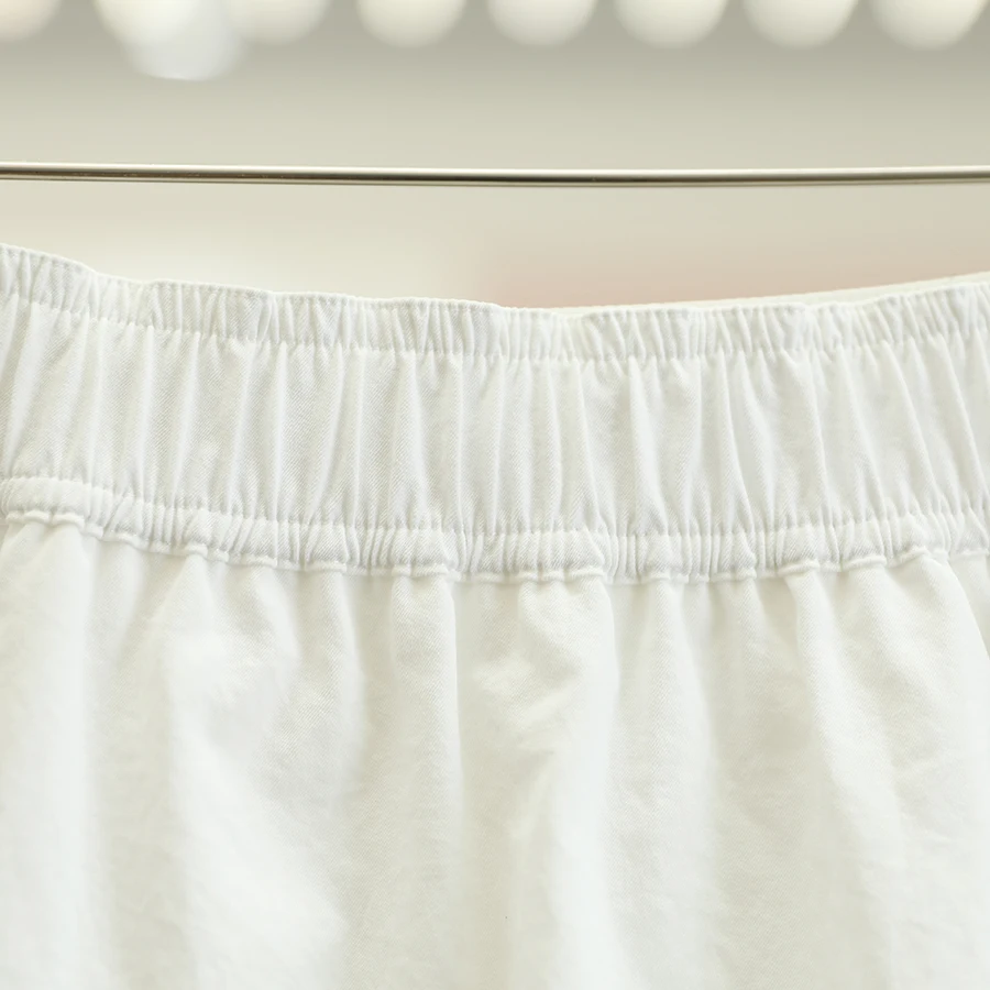 10月上旬に着る服は？49日服装と9月ファッションの境目でどう選ぶ？