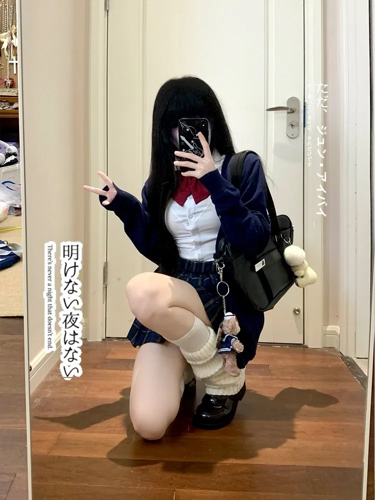 高腰プリーツスカートは中学生女子の秋冬スタイルに最適な選択肢か？