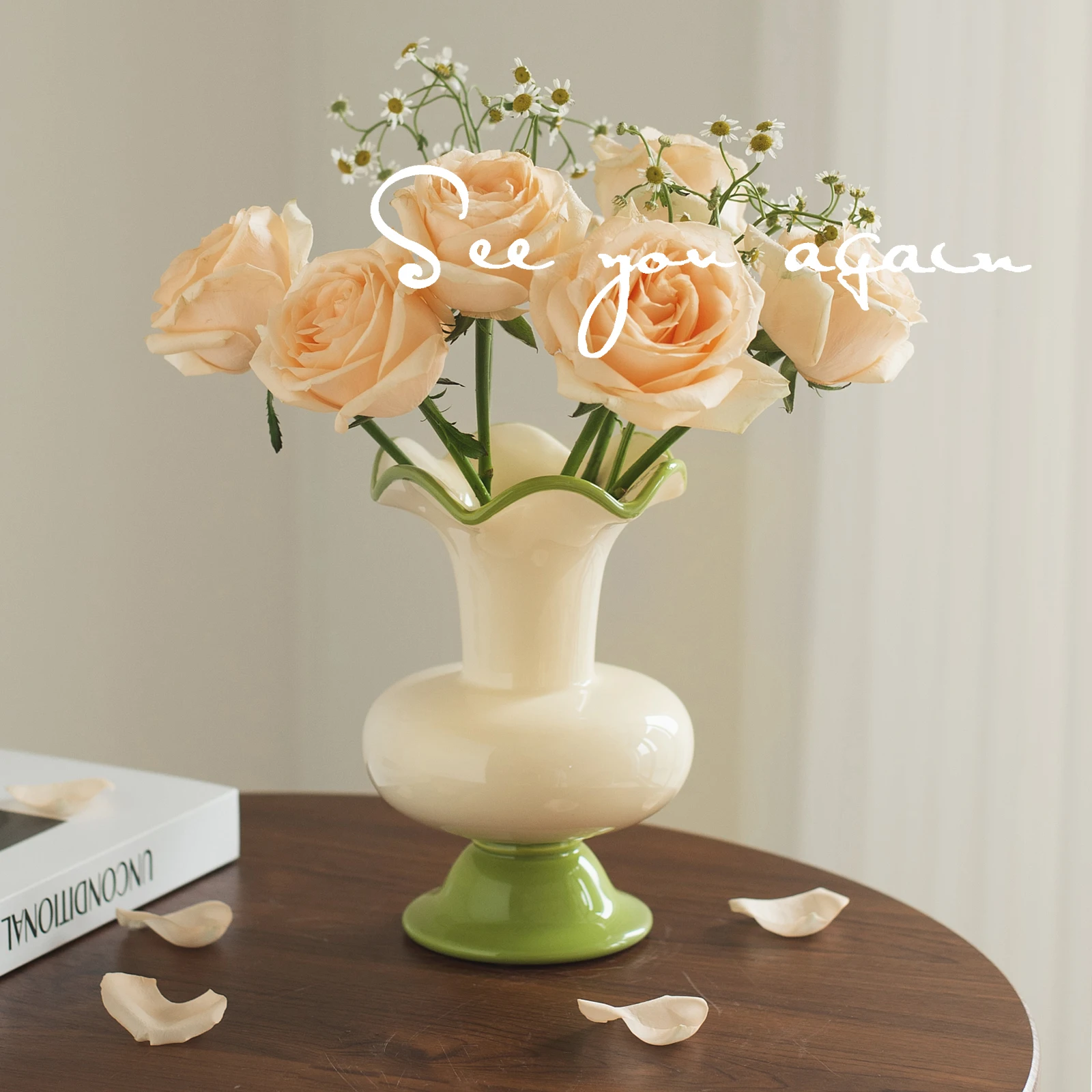 フレンチヴィンテージの花瓶を選ぶなら、この1品が救う理由は？