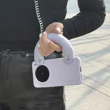 春の新作 液体シリコン製スマートフォンケース【スタンド付き・防落下・女性用・シンプルデザイン】