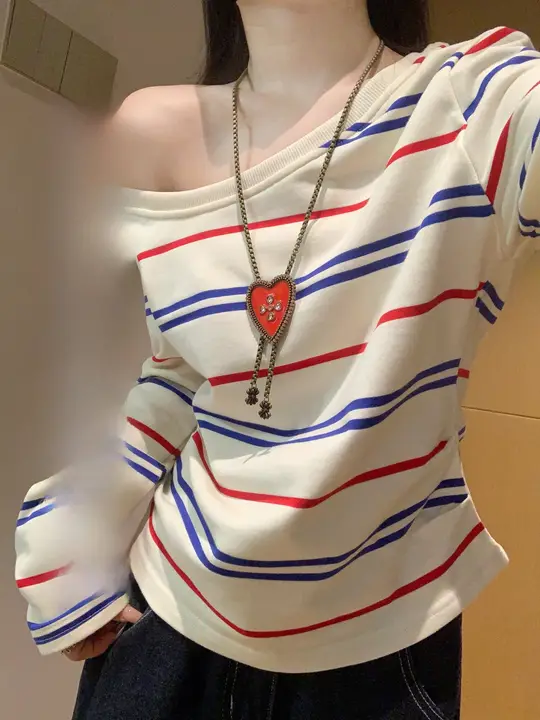カラーライン入り 斜め肩デザイン長袖Tシャツ【秋冬用・ゆったりサイズ・オフショルダー】