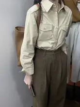 レトロなデザインの長袖シャツ【ダブルポケット・秋春用・ゆったりした厚手デザイン】