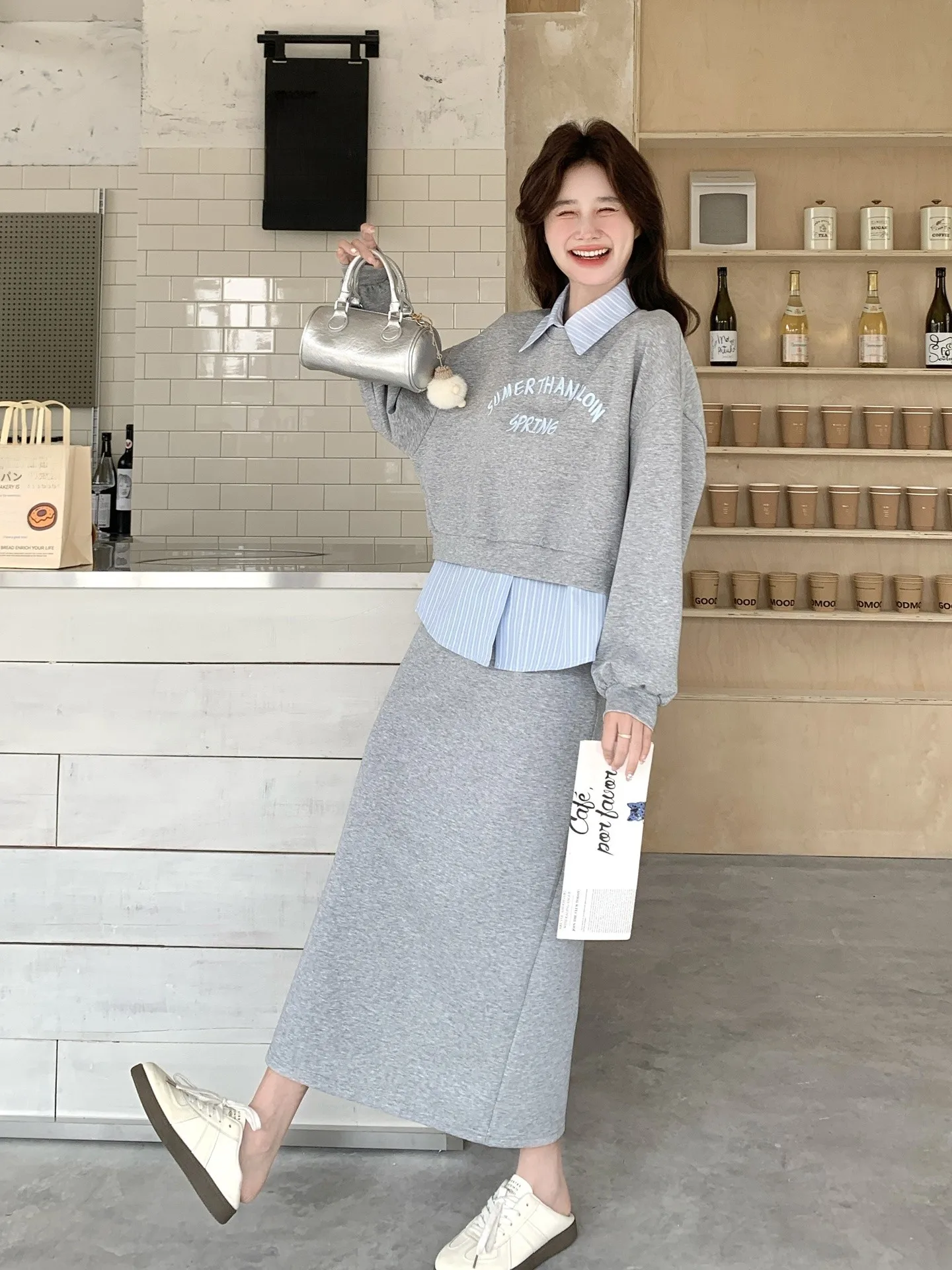 韓国風カジュアルスウェットワンピース：20代女性の春トレンドに最適なスタイルアップアイテム