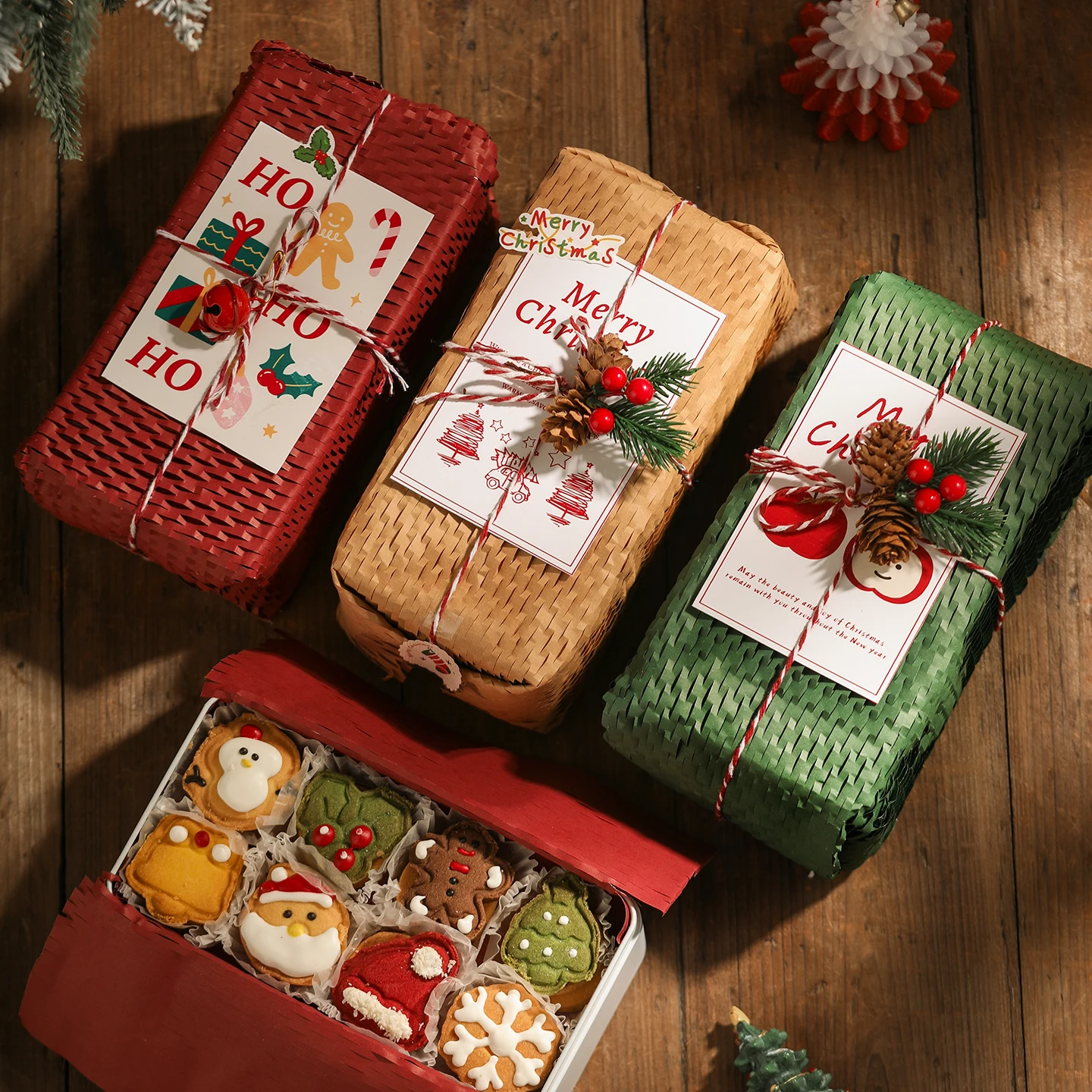 クリスマススイーツ用角型缶はギフトボックスとしての実用性とデザイン性をどう評価するか