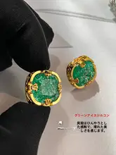 金属製シルバーカラー・グリーンアイスクリスタル宝石ジルコニアピアス【高級感あるデザイン】