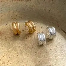 C型の二重デザインメタル感イヤリング【ミニマル・フレンンテージ】