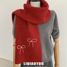 極上の柔らかさの刺繍入りニットスカーフ【リボンデザイン・秋冬用・保温性・女性用】
