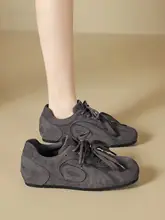 カジュアルスタイルに最適！内増高デザインの復古スポーツシューズ【軽量・女性用】