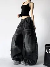 トレンド感漂う黒デニムパンツ【ワイドレッグ・ゆったりしたシルエット・春夏向け】
