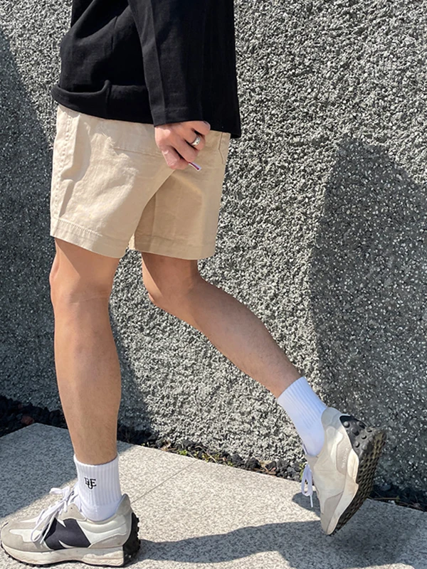 ショートカジュアルに迷うなら、今こそ選ぶべき「夏の直筒ショートパンツ」は？