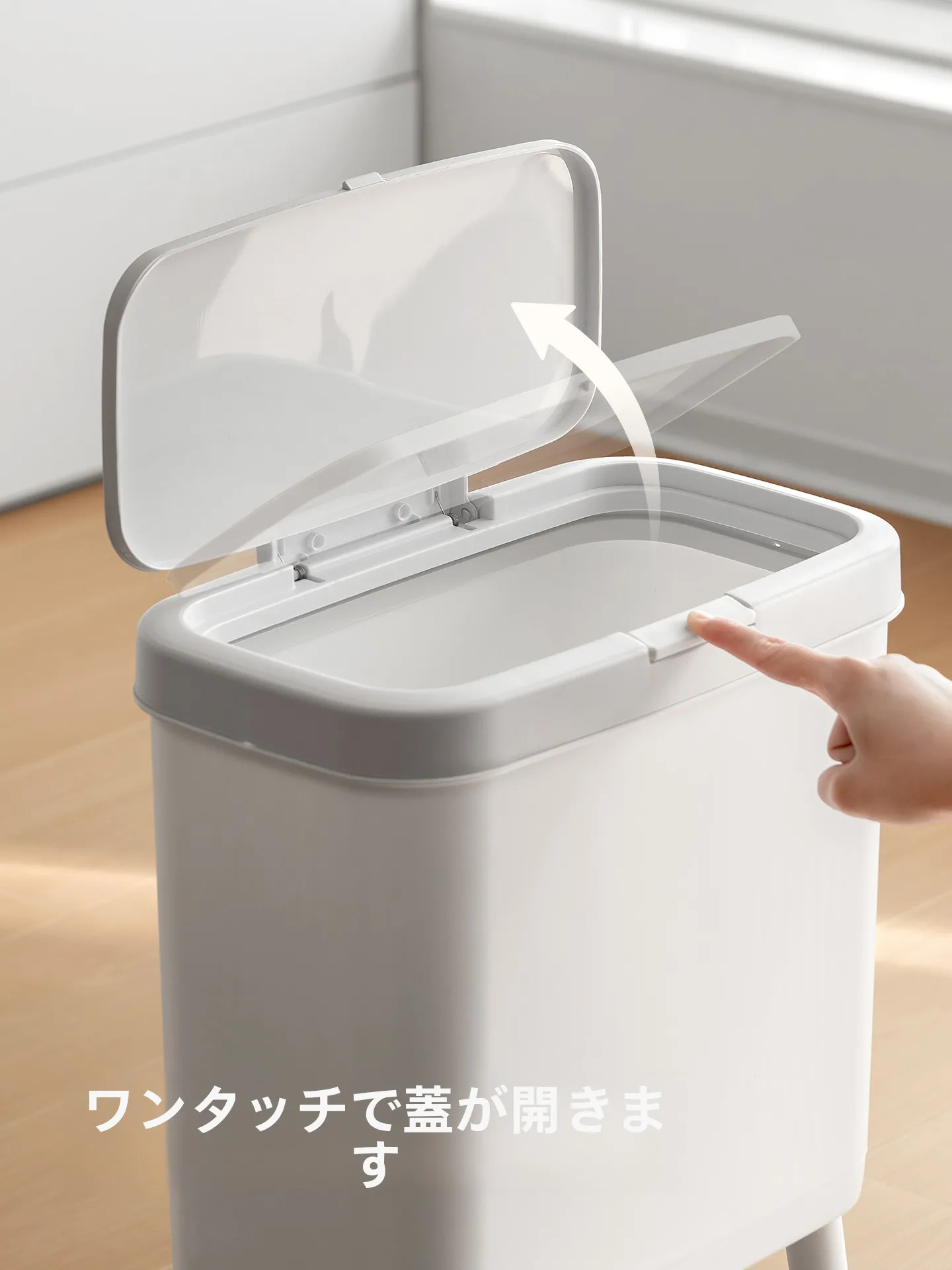 キッチン卓上ゴミ箱のデザイン性と実用性：Lazy Corner 15L フタ付き高脚タイプの評価