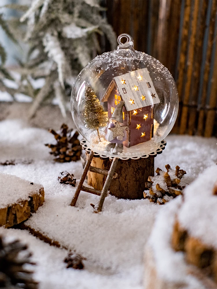 光るクリスマスガラスボール飾り：LEDライト付き吊り下げ式の手作りクリスマス飾り