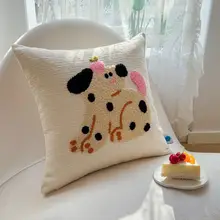 可愛いカートゥーンデザインの刺繍クッションカバー【子供部屋・リビング・オフィス用・雪尼ール素材】