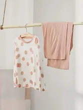 極上の柔らかさの絹製長袖子供用パジャマ【サテン仕立て・ウェア】