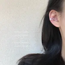 こだわりデザインのイヤーカフ【ノンピアス・スタイリッシュ・洗練された雰囲気】