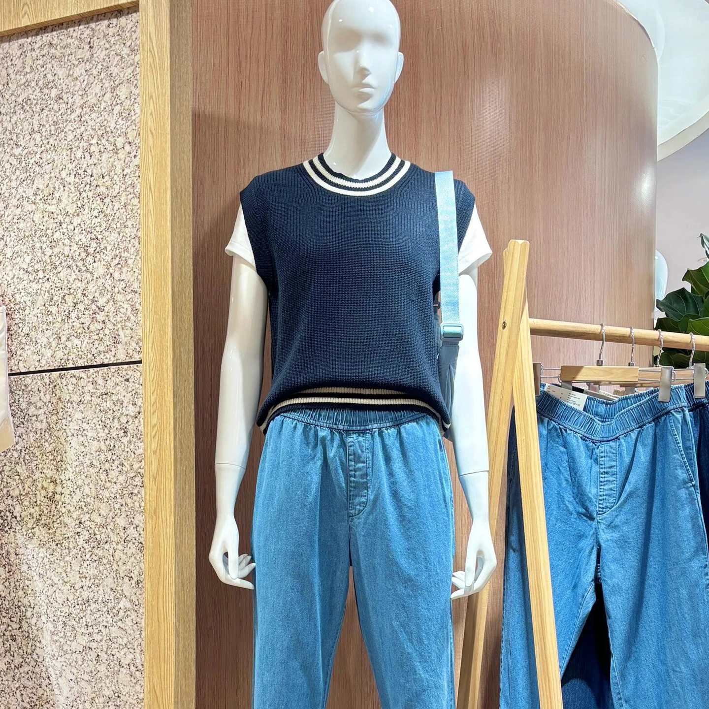 入学式 ママ コーデ 40代 | 見た目年齢を若く見せる完全ガイド