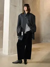 イタリアンウール・カシミヤ混のシルエットダブルブレストコート