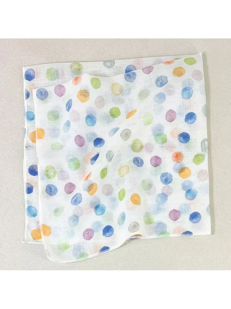 頭にバンダナ どうやってつける？かわいいレトロカラーポルカドットバンダナの実用ガイド