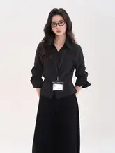 洗練されたデザイン！長袖サッシュ付きウエストフィットシャツ