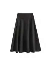 ファッショングレーのドレープ感あるハーフスカート【春季新作・フレアシルエット】