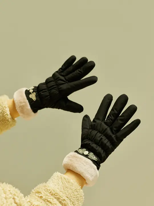 冬用レディース手袋【加圧フリース・防寒・防風・刺繍入り・タッチパネル対応・防水】