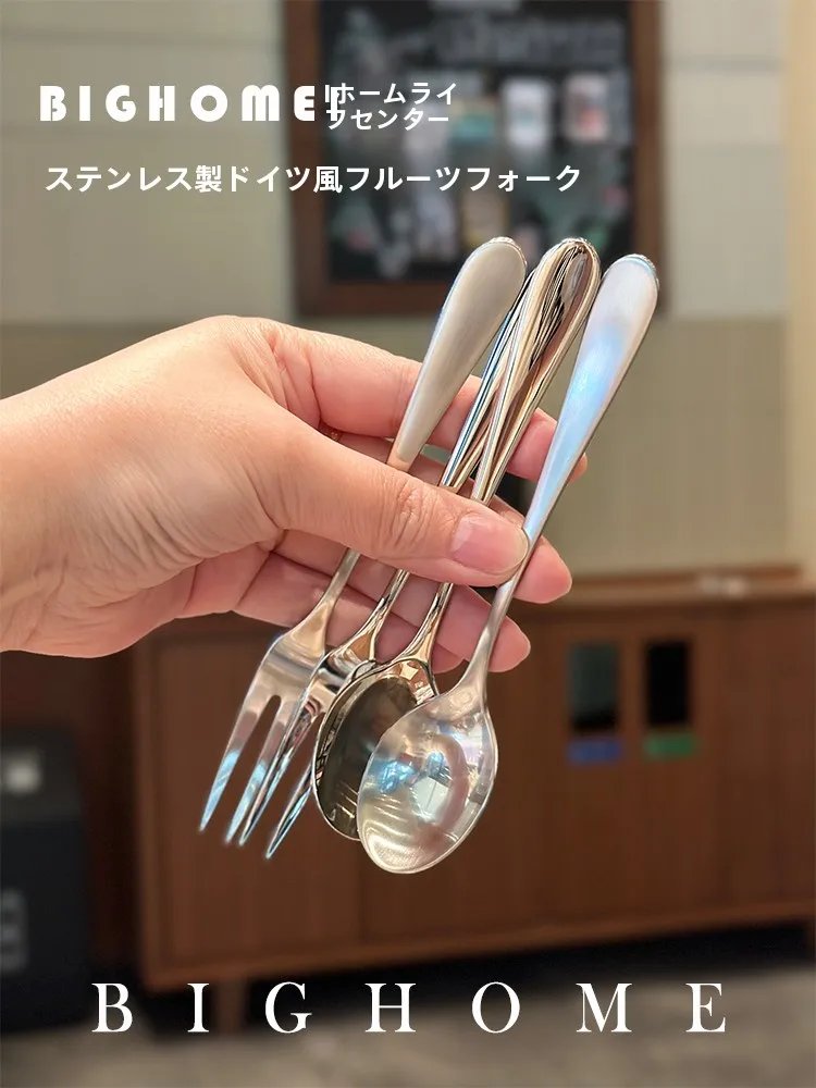クラシックドイツ製 フルーツフォーク：デザート用スプーンフォークセットの実用性と素材特性