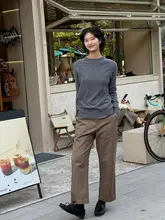 カキ色のコットン製ストレートワイドパンツ【秋冬用・小柄女性向け・した九分丈デザイン】