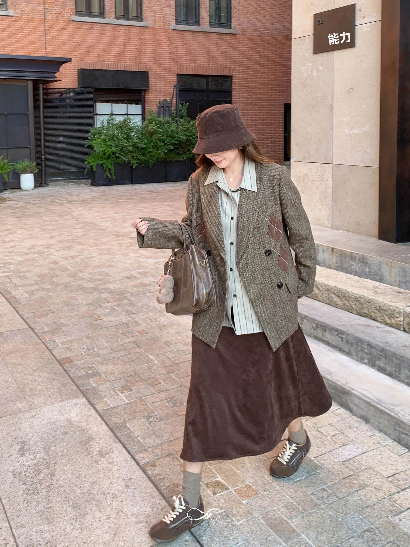 緑アウターはなぜ今、注目されているのか？その魅力と選び方を徹底解説