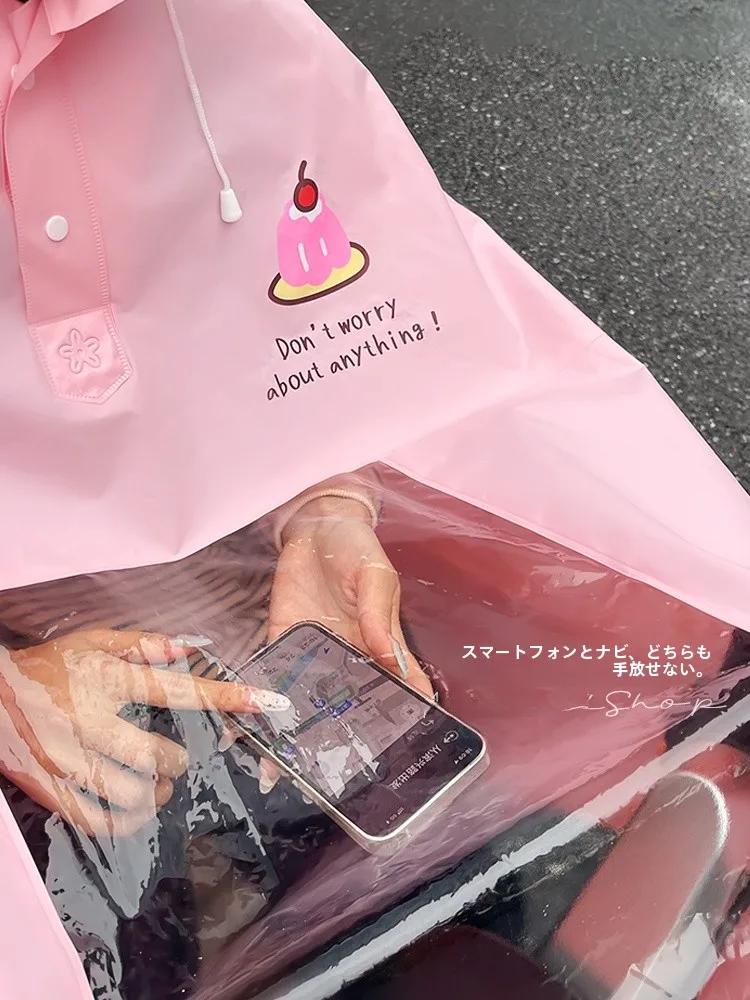 雨の日に外に出るなら、本当に必要なのは「雨に強い服」なのか？