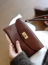 極上の柔らかさの革製大容量ロック式財布【シンプル・レトロ・スマートフォン収納】