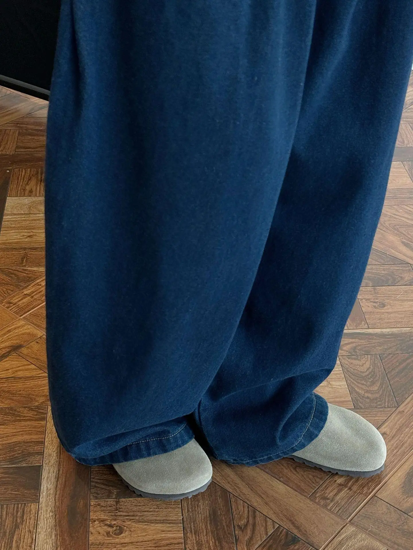 デニム コーデの基本ルールと選び方｜厚手リラクシングフィットの実測ガイド