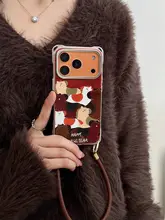 運を呼ぶデザインの斜め掛けスマホケース【調整可能ストラップ・茶色系・iPhone用】