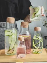耐熱性コルク栓付き高硼酸ガラス製飲料ボトル【携帯用・果汁や水用】