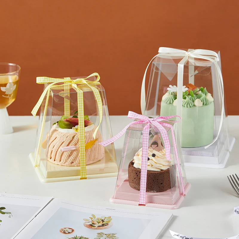 透明な異形デザインの子供用誕生日ケーキボックス：バレンタイン・リボン装飾でバイキングテーマを実現