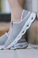 Camel 男女兼用 軽量 通気性のあるハイキングシューズ【防滑機能・冬用・メッシュデザイン】