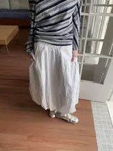 白色松緊ウエスト半身スカート【春用・Aライン・シンプルデザイン】