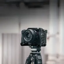 Ulanzi SONY A7C2用 金属製カメラスタビライザー【急速取り付け・拡張保護フレーム・撮影アクセサリー】（セットアップ対応）